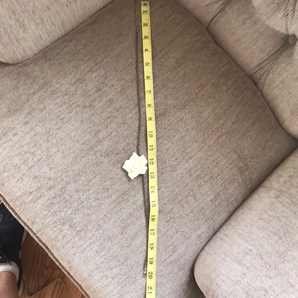 Cream rose Pendant On brown leather cord necklace - Picture 7 of 8